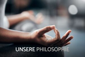 Mehr über den Artikel erfahren UNSERE YOGAKURS-PHILOSOPHIE